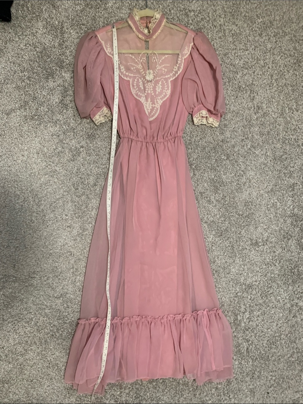 Vintage-Inspired Pink Lace Trim Victorian Maxi Dress - Picture 6 of 8